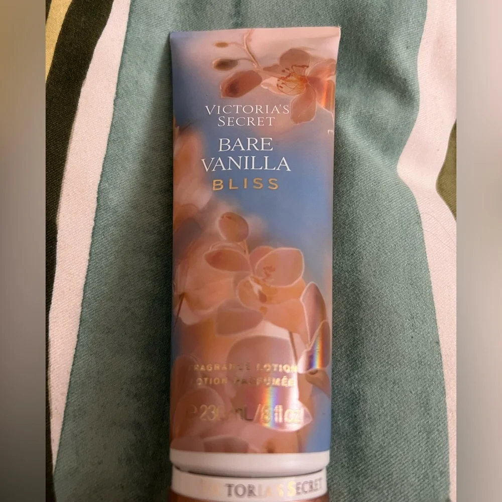 NWOT!!! Victoria's Secret Bare Vanilla Bliss Lotion